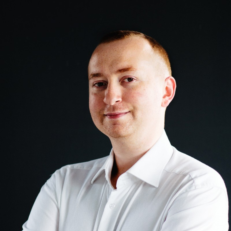 Bartłomiej Bernat - Autor bloga AIGuide